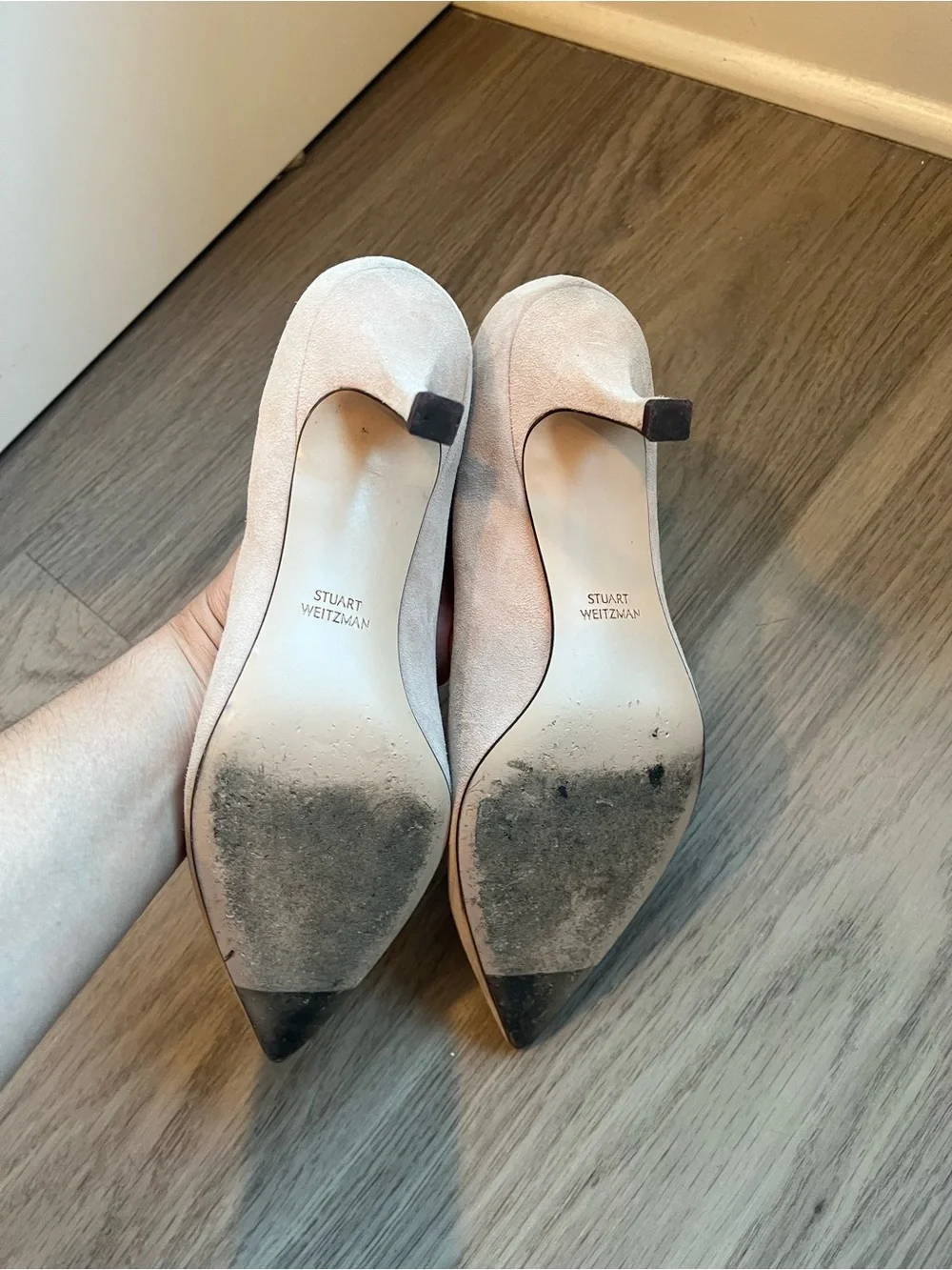 Stuart Weitzman Beige Suede Pointed Toe Kitten Heels Pumps Made in Spain Size 7